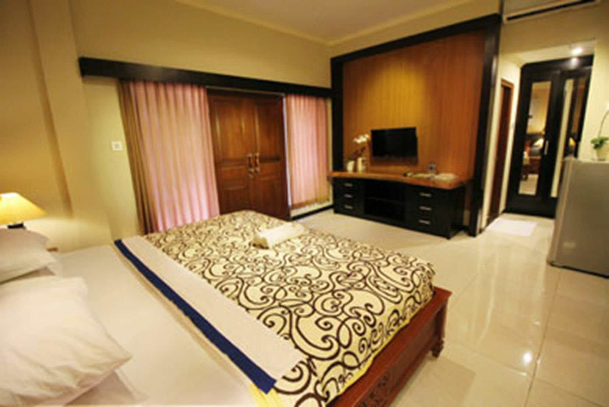 Jepun Bali Hotel Kuta  Ngoại thất bức ảnh